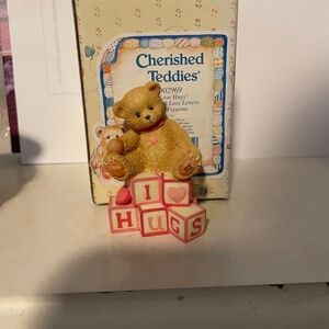 Cherished Teddies: 90262969 “I Love Hugs” Bear with Love Letters Mini Figurine